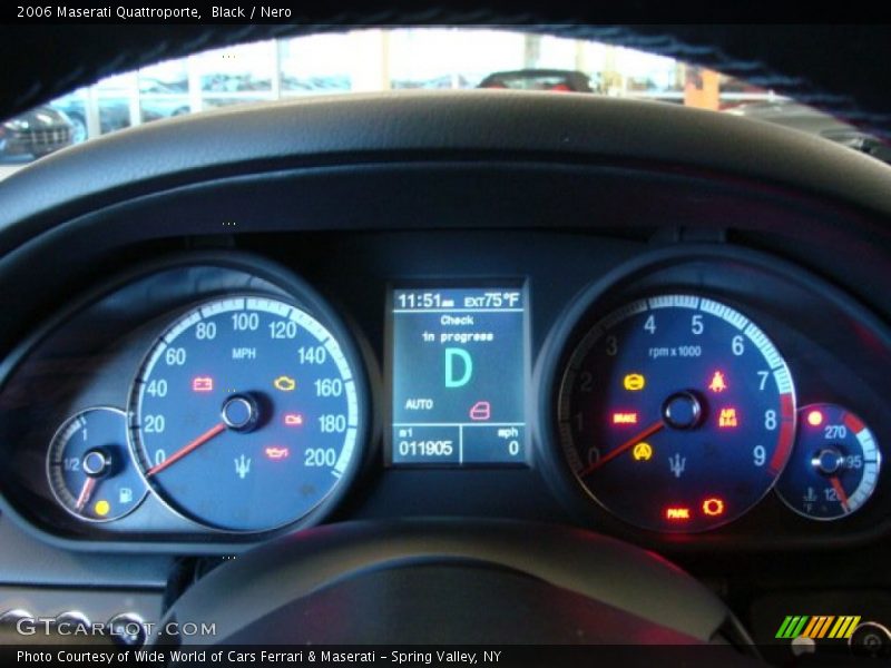 Black / Nero 2006 Maserati Quattroporte