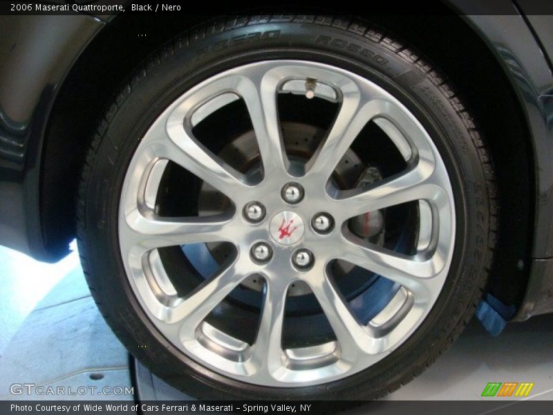 Black / Nero 2006 Maserati Quattroporte