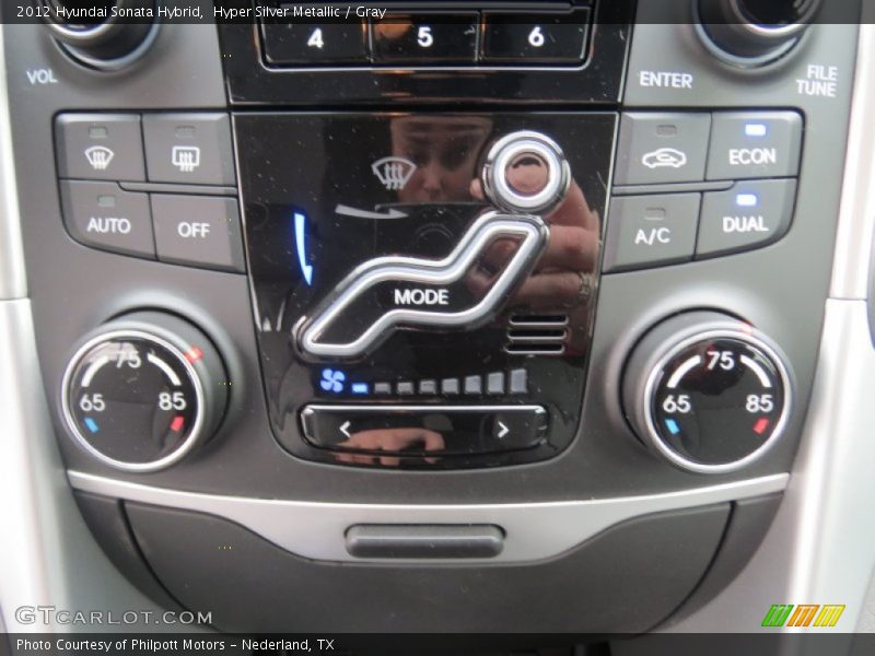 Hyper Silver Metallic / Gray 2012 Hyundai Sonata Hybrid