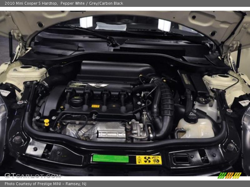Pepper White / Grey/Carbon Black 2010 Mini Cooper S Hardtop
