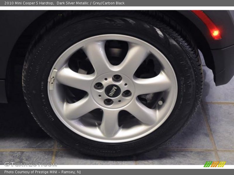 Dark Silver Metallic / Grey/Carbon Black 2010 Mini Cooper S Hardtop