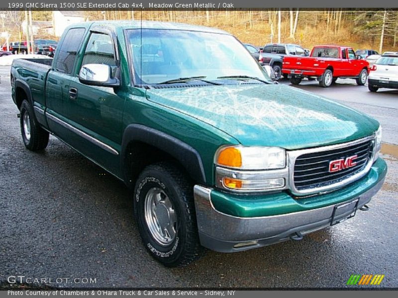 Front 3/4 View of 1999 Sierra 1500 SLE Extended Cab 4x4