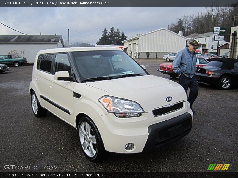 Dune Beige / Sand/Black Houndstooth Cloth 2010 Kia Soul !