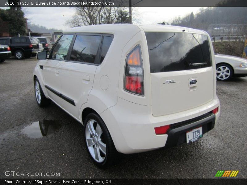 Dune Beige / Sand/Black Houndstooth Cloth 2010 Kia Soul !