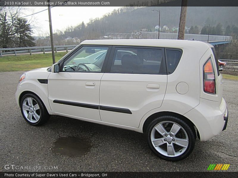 Dune Beige / Sand/Black Houndstooth Cloth 2010 Kia Soul !