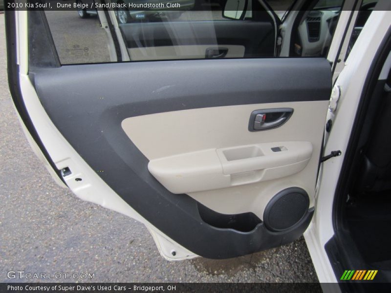 Door Panel of 2010 Soul !