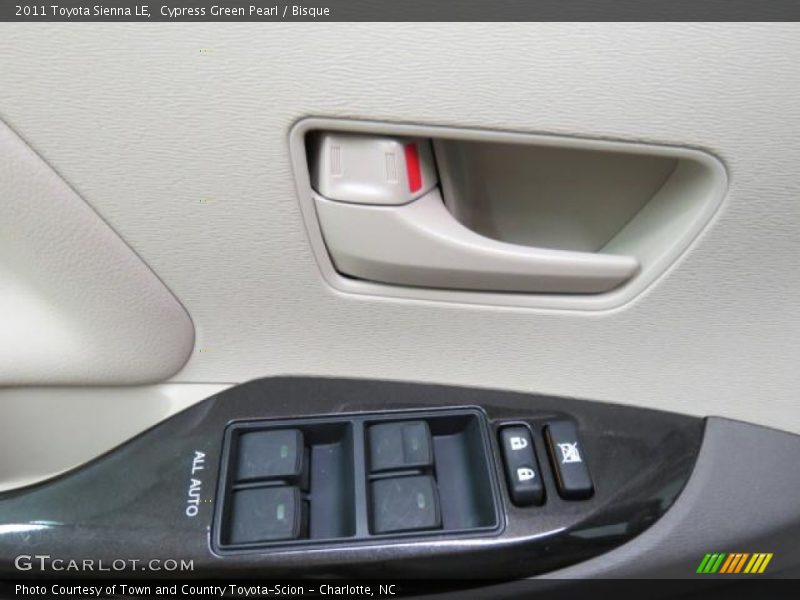 Cypress Green Pearl / Bisque 2011 Toyota Sienna LE