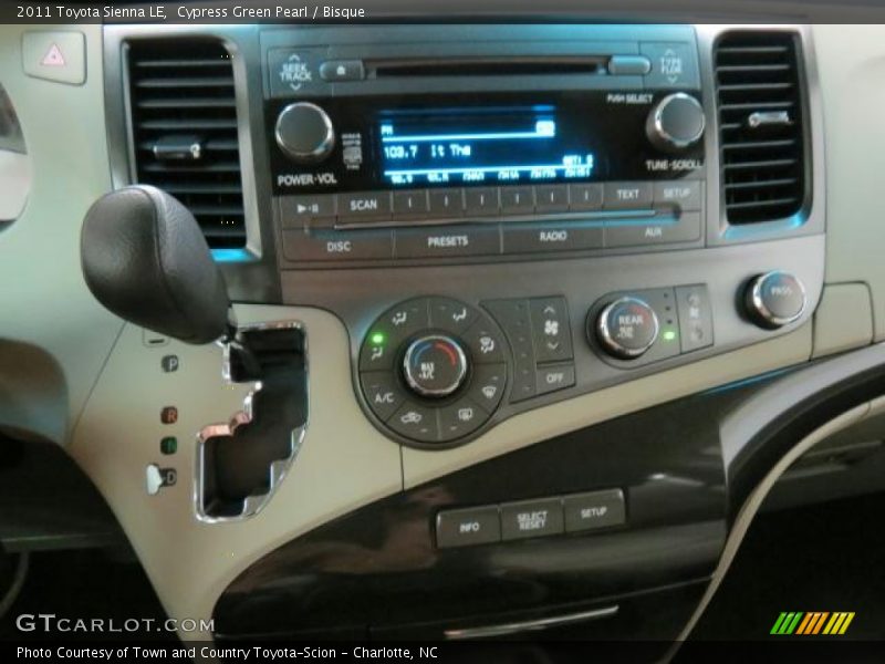 Cypress Green Pearl / Bisque 2011 Toyota Sienna LE