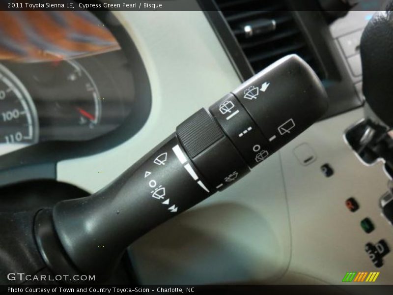 Cypress Green Pearl / Bisque 2011 Toyota Sienna LE