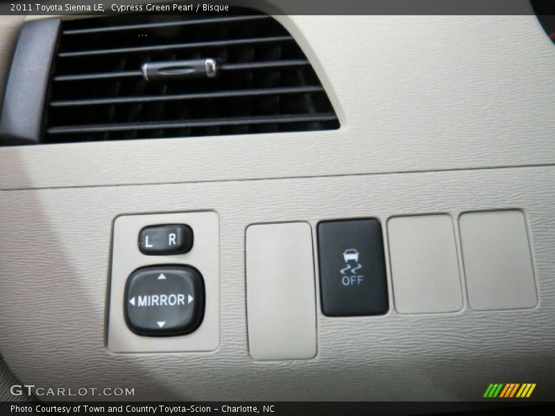 Cypress Green Pearl / Bisque 2011 Toyota Sienna LE