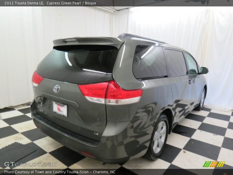 Cypress Green Pearl / Bisque 2011 Toyota Sienna LE