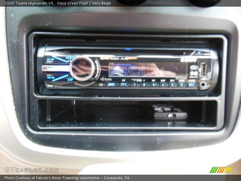 Oasis Green Pearl / Ivory Beige 2006 Toyota Highlander V6