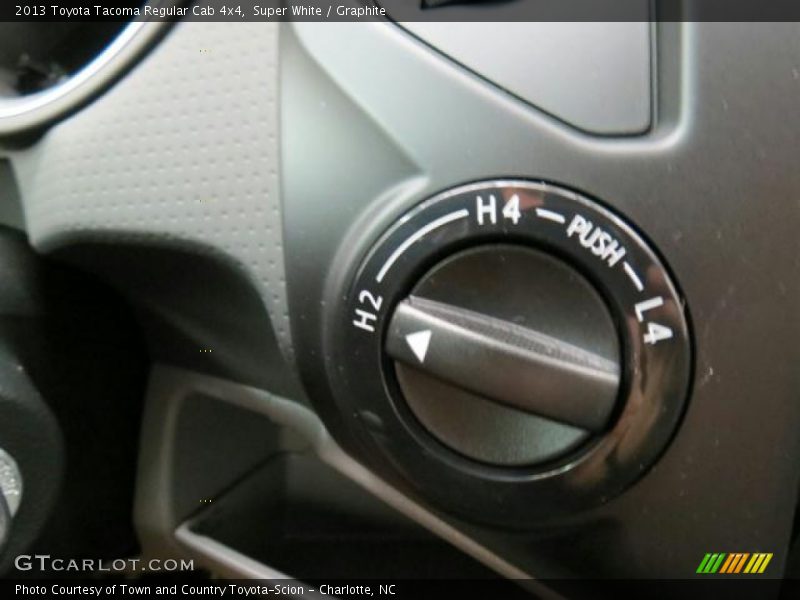 Super White / Graphite 2013 Toyota Tacoma Regular Cab 4x4
