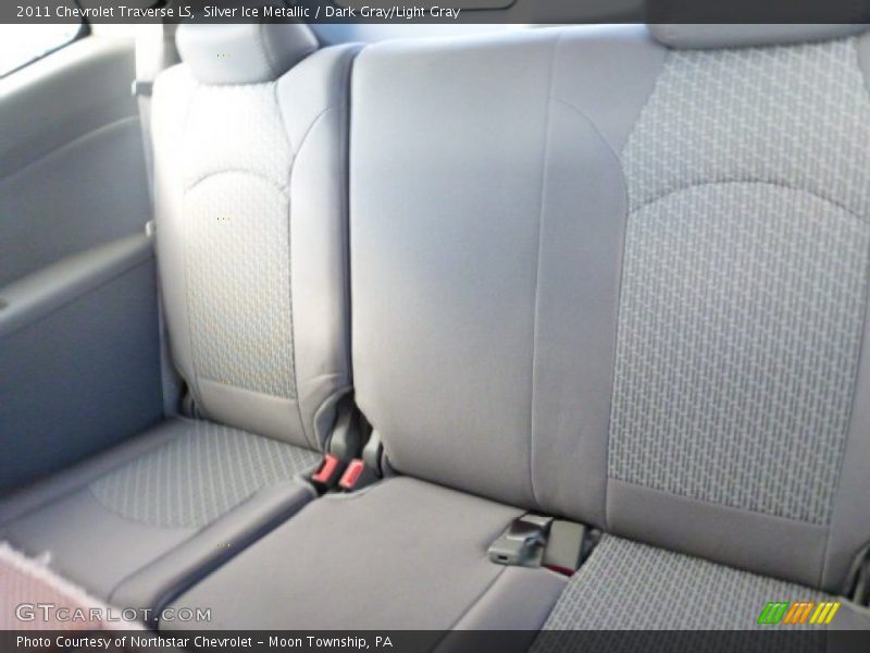 Silver Ice Metallic / Dark Gray/Light Gray 2011 Chevrolet Traverse LS
