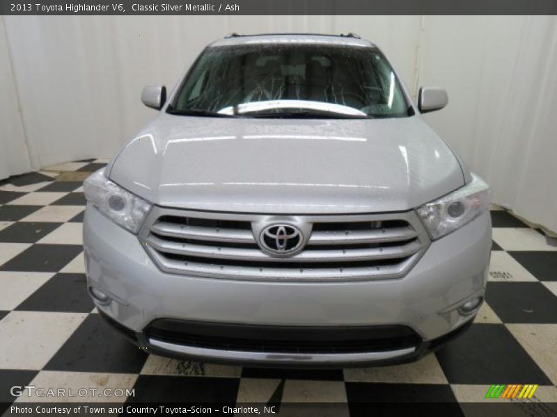 Classic Silver Metallic / Ash 2013 Toyota Highlander V6