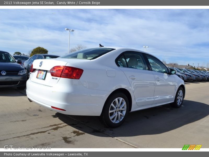 Candy White / Cornsilk Beige 2013 Volkswagen Jetta SE Sedan