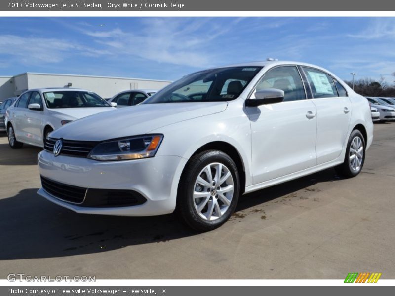 Oryx White / Cornsilk Beige 2013 Volkswagen Jetta SE Sedan