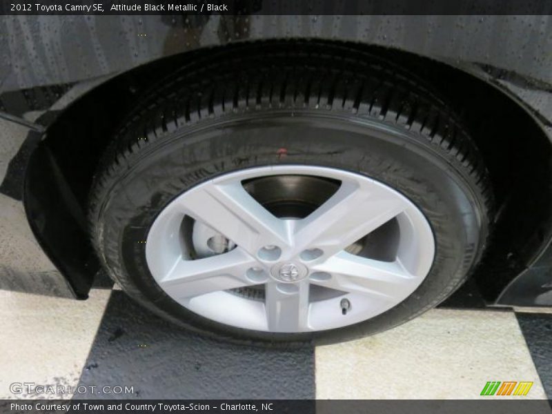 Attitude Black Metallic / Black 2012 Toyota Camry SE