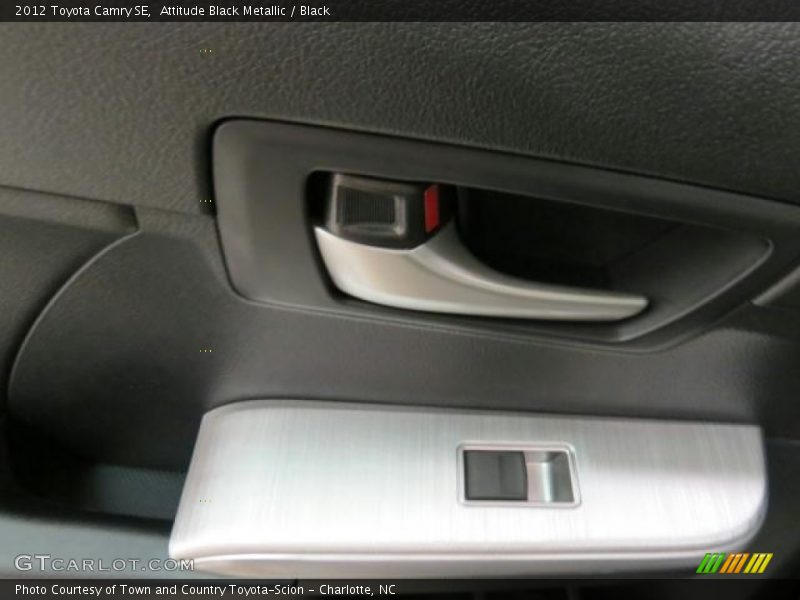 Attitude Black Metallic / Black 2012 Toyota Camry SE