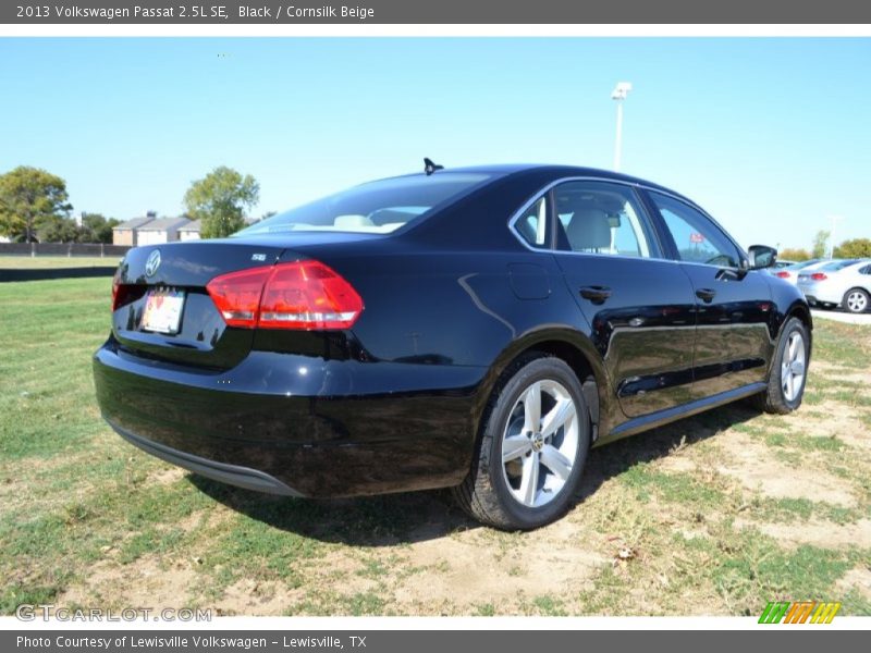 Black / Cornsilk Beige 2013 Volkswagen Passat 2.5L SE