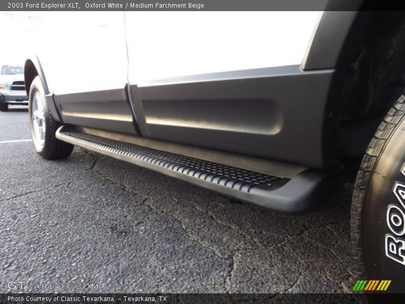 Oxford White / Medium Parchment Beige 2003 Ford Explorer XLT