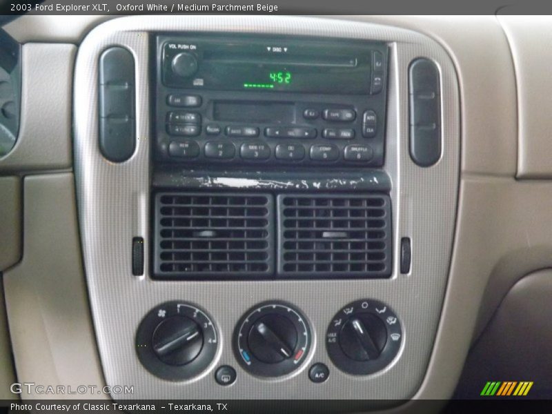 Oxford White / Medium Parchment Beige 2003 Ford Explorer XLT
