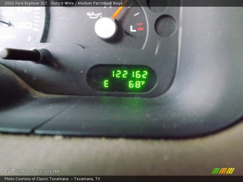 Oxford White / Medium Parchment Beige 2003 Ford Explorer XLT