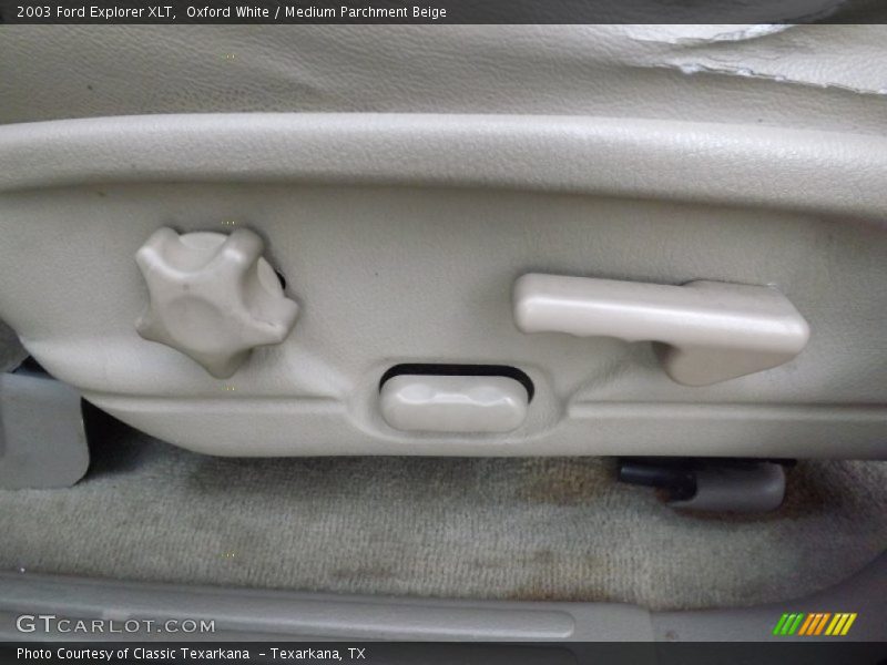 Oxford White / Medium Parchment Beige 2003 Ford Explorer XLT