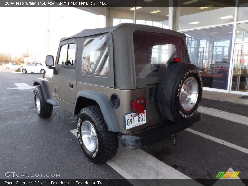 Light Khaki Metallic / Khaki 2004 Jeep Wrangler SE 4x4