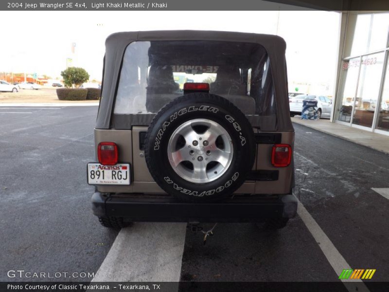 Light Khaki Metallic / Khaki 2004 Jeep Wrangler SE 4x4