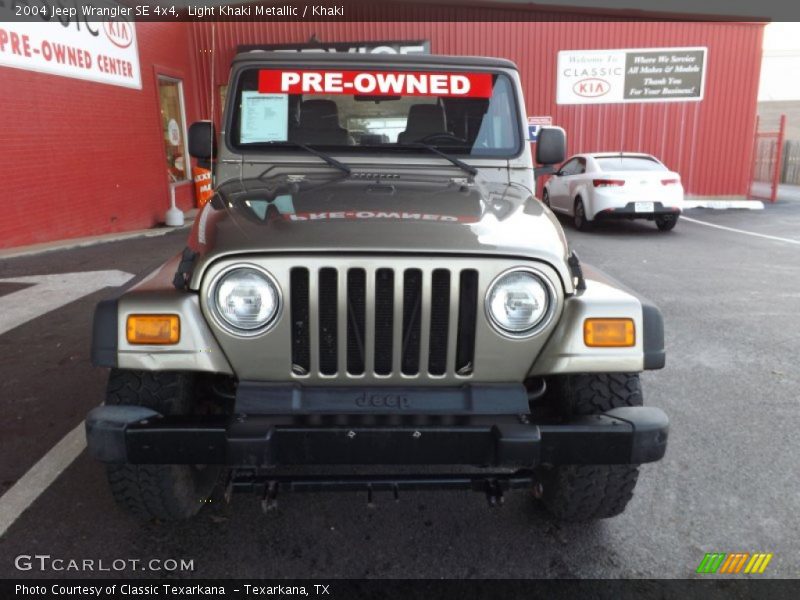 Light Khaki Metallic / Khaki 2004 Jeep Wrangler SE 4x4