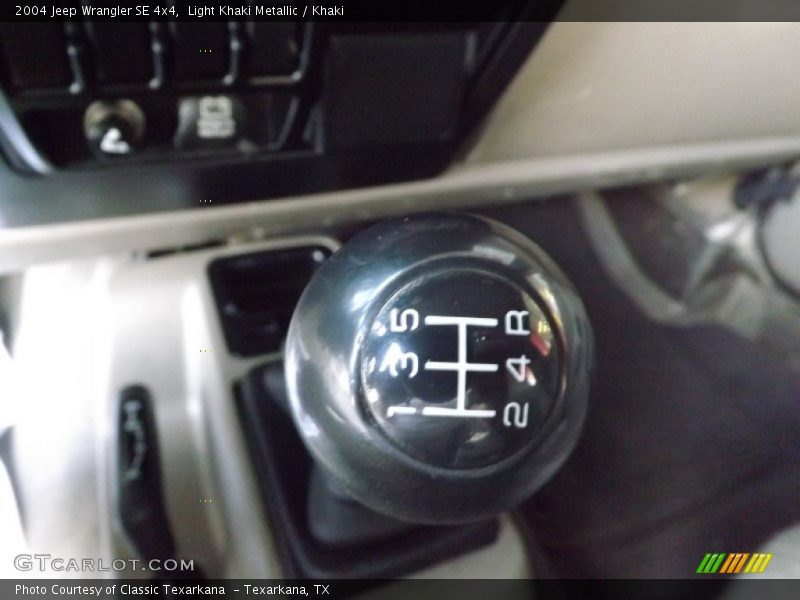 Light Khaki Metallic / Khaki 2004 Jeep Wrangler SE 4x4