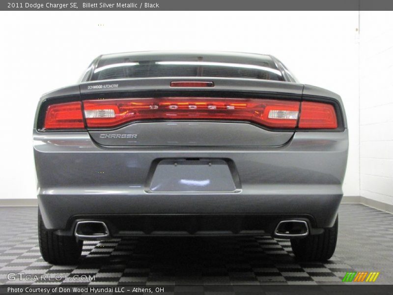 Billett Silver Metallic / Black 2011 Dodge Charger SE