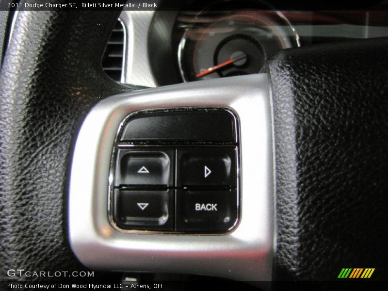 Billett Silver Metallic / Black 2011 Dodge Charger SE