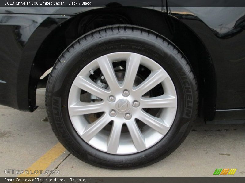 Black / Black 2013 Chrysler 200 Limited Sedan