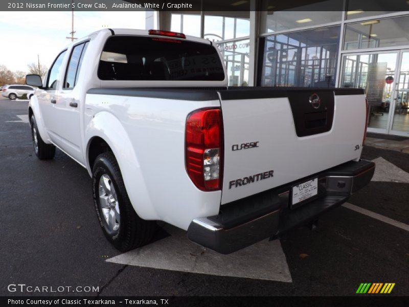 Avalanche White / Graphite 2012 Nissan Frontier S Crew Cab