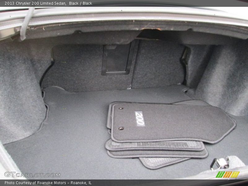 Black / Black 2013 Chrysler 200 Limited Sedan