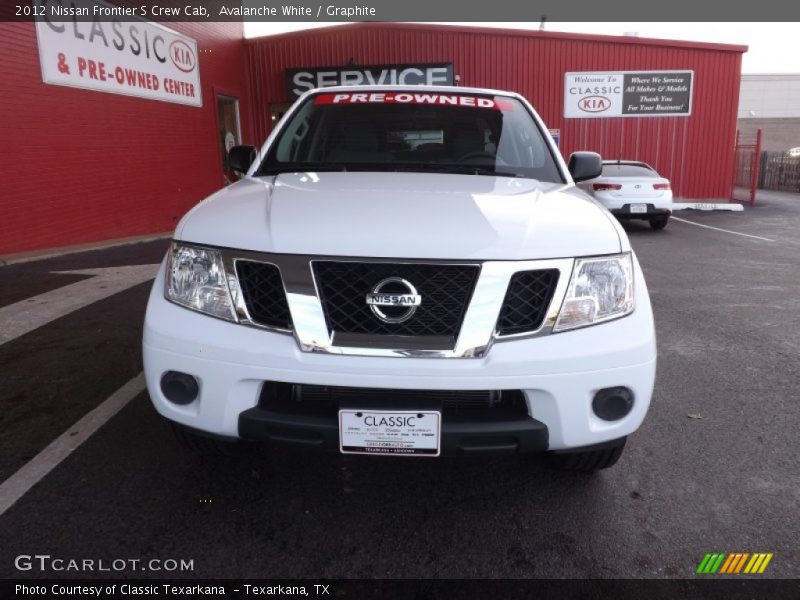 Avalanche White / Graphite 2012 Nissan Frontier S Crew Cab
