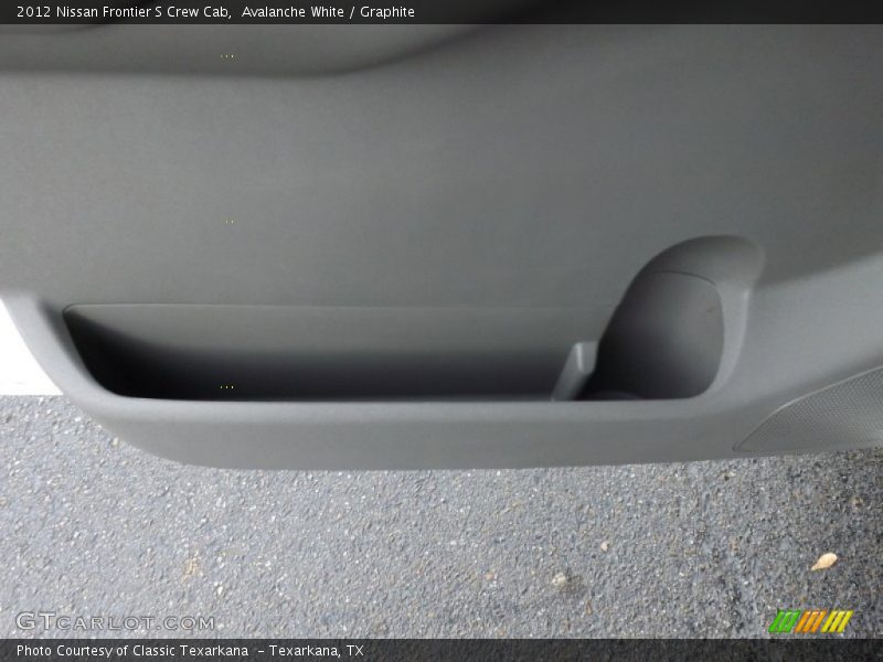 Avalanche White / Graphite 2012 Nissan Frontier S Crew Cab