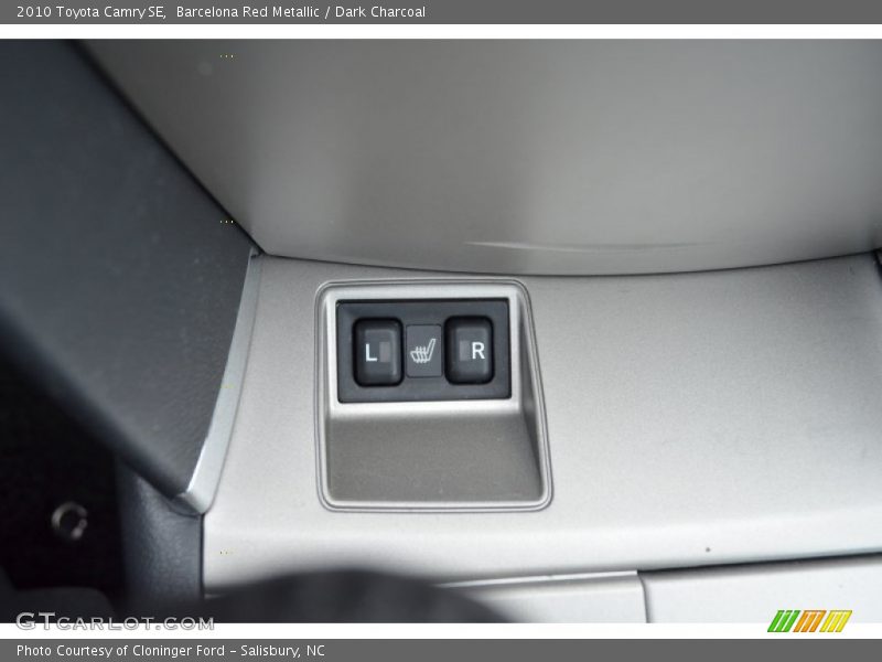 Barcelona Red Metallic / Dark Charcoal 2010 Toyota Camry SE
