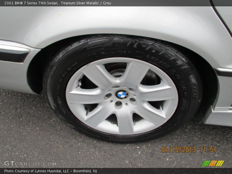 Titanium Silver Metallic / Grey 2001 BMW 7 Series 740i Sedan
