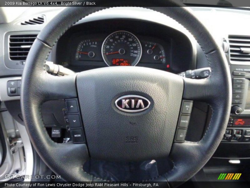 Bright Silver / Black 2009 Kia Borrego LX V6 4x4