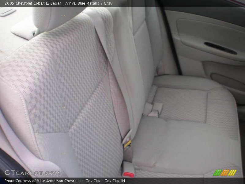 Arrival Blue Metallic / Gray 2005 Chevrolet Cobalt LS Sedan