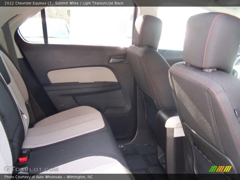 Summit White / Light Titanium/Jet Black 2012 Chevrolet Equinox LT