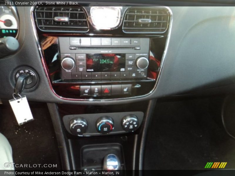 Stone White / Black 2011 Chrysler 200 LX