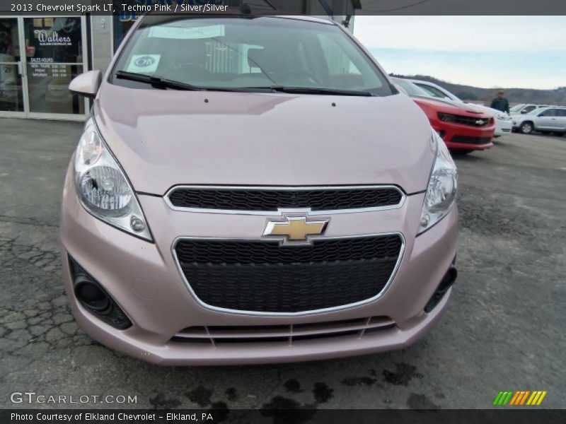 Techno Pink / Silver/Silver 2013 Chevrolet Spark LT