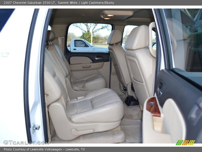 Summit White / Light Cashmere/Ebony 2007 Chevrolet Suburban 1500 LT