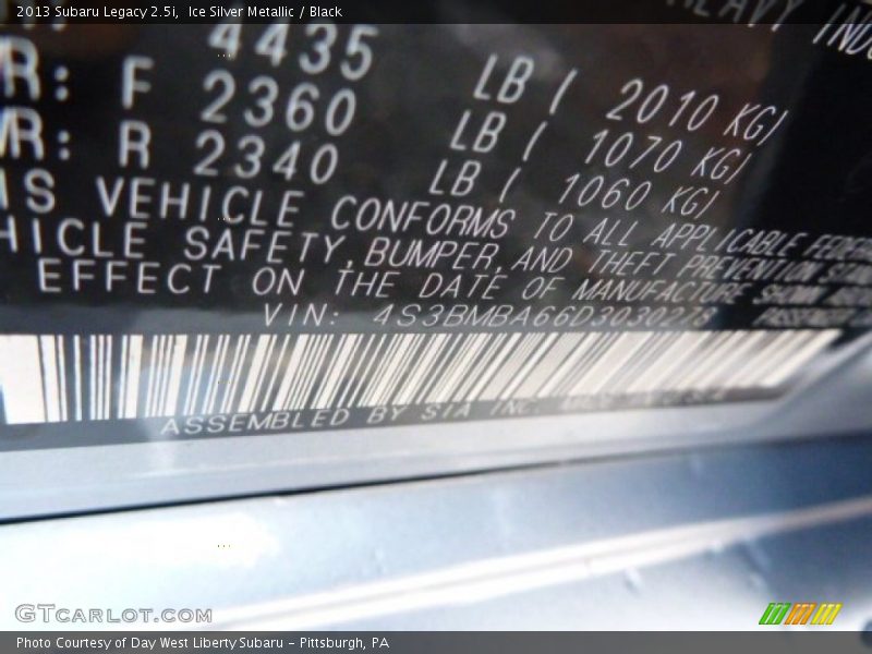 Ice Silver Metallic / Black 2013 Subaru Legacy 2.5i