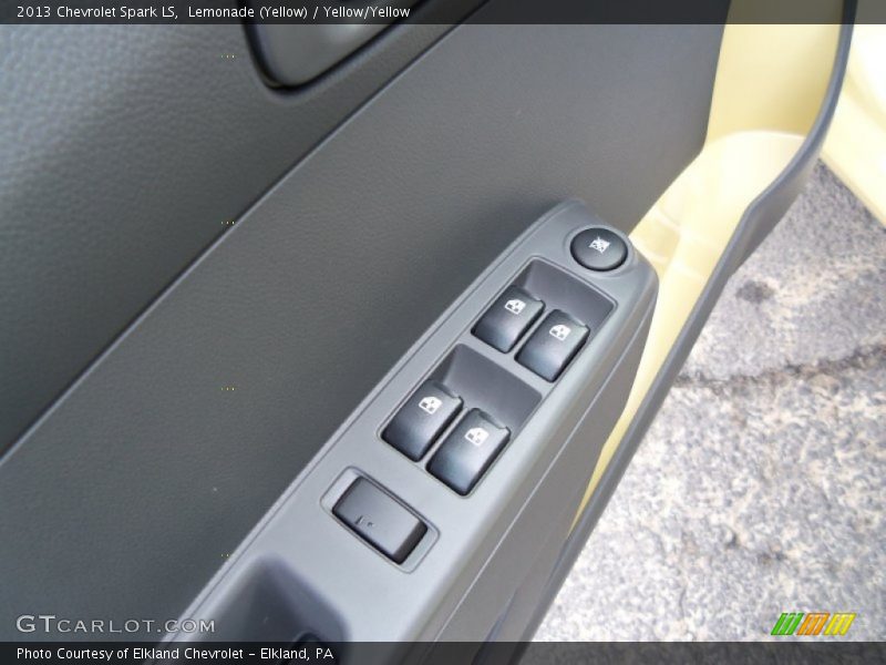 Lemonade (Yellow) / Yellow/Yellow 2013 Chevrolet Spark LS
