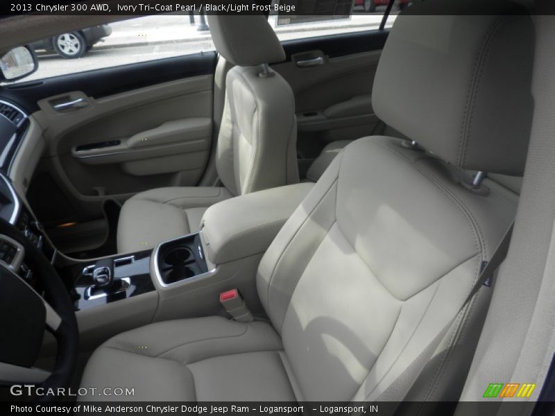 Ivory Tri-Coat Pearl / Black/Light Frost Beige 2013 Chrysler 300 AWD
